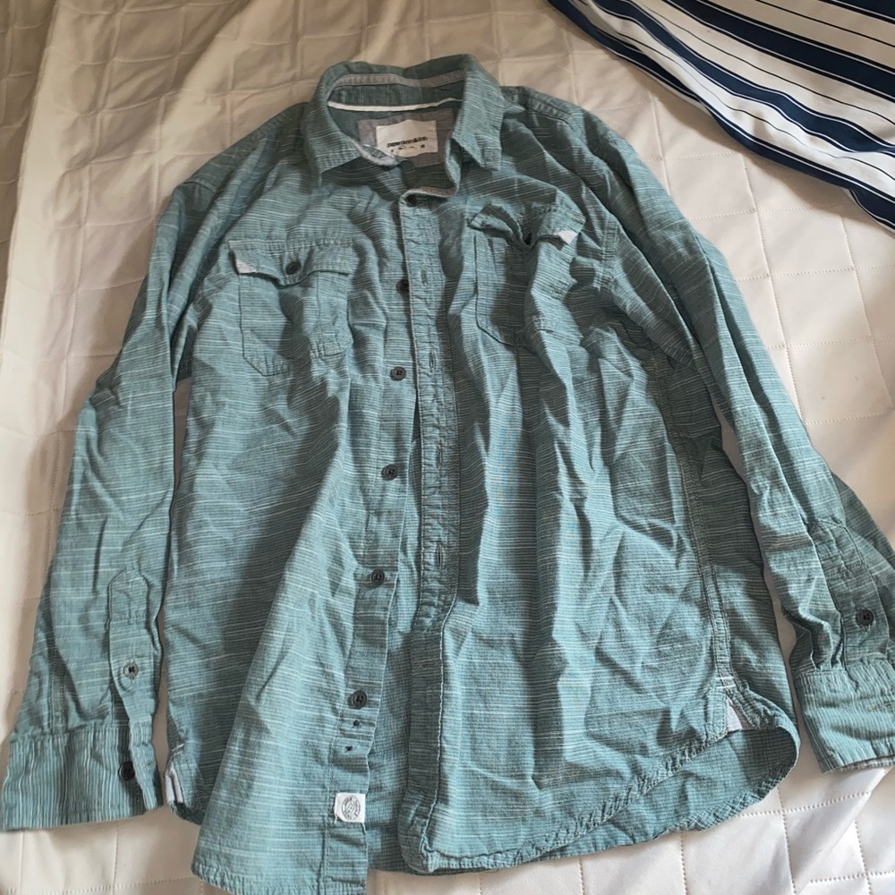 Button down - Picture 1 of 3